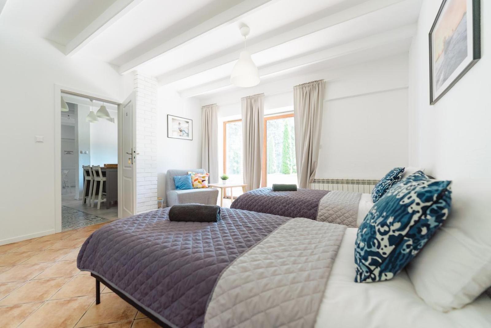 Wake Villa Brwinow Zewnętrze zdjęcie