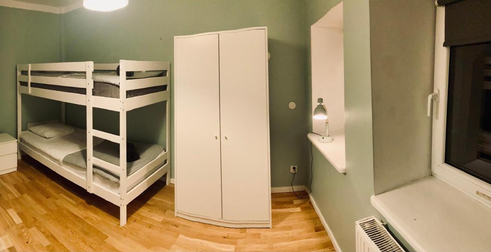 Wake Villa Brwinow Zewnętrze zdjęcie